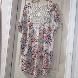 Ariat floral and lace cardigan. Size XS/S. NWT